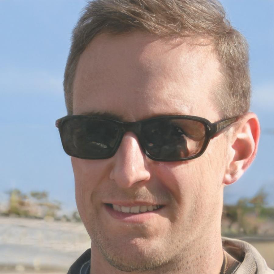 Dr. Michael Weber, Gründer und CEO von plorendakivo